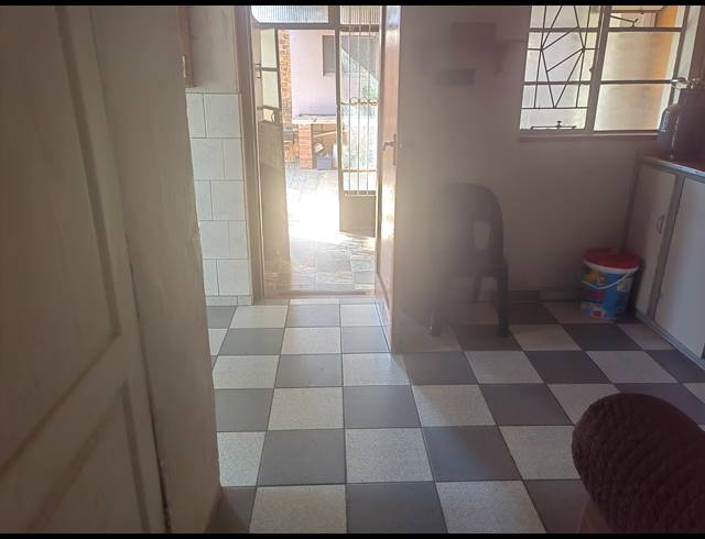 4 BEDROOM HOUSE FOR SALE IN PRETORIA WEST